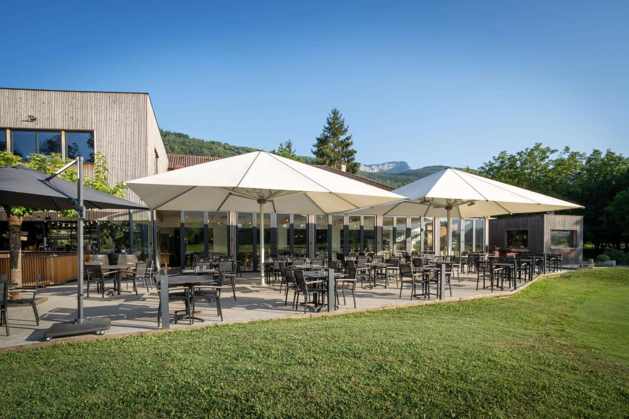 Domaine De Charmeil Saint-Quentin-sur-Isere Bagian luar foto