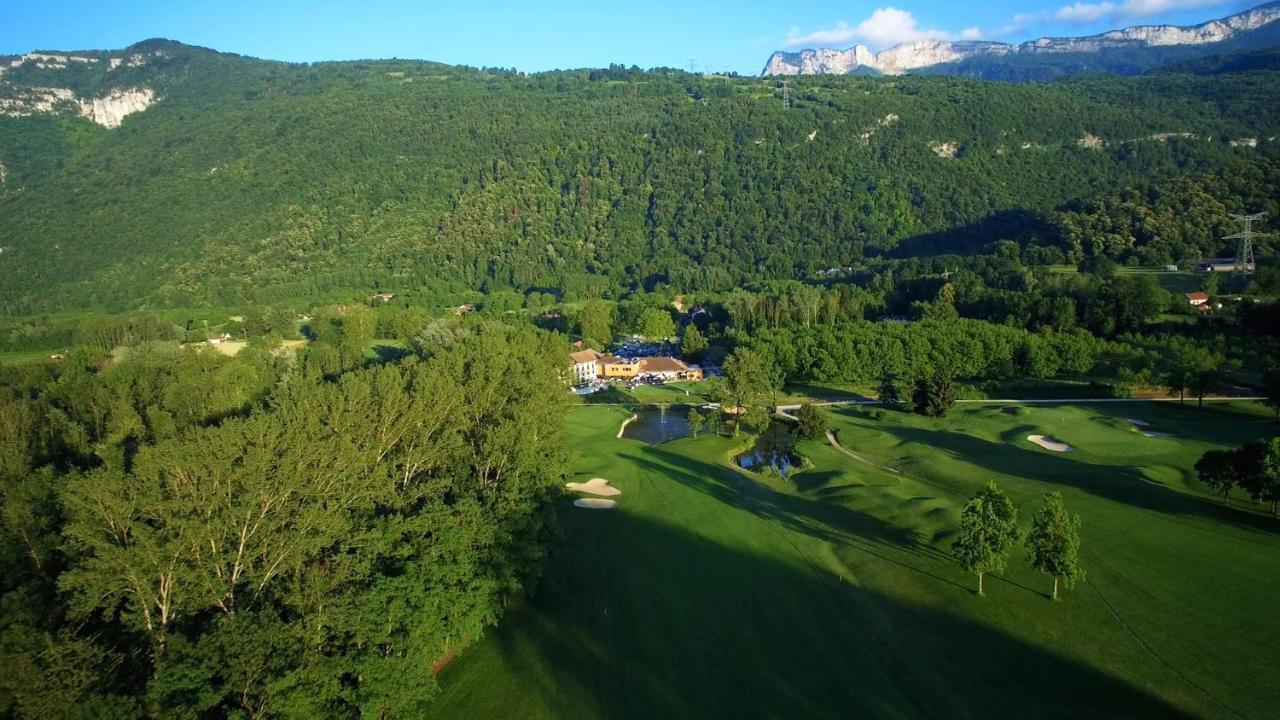 Domaine De Charmeil Saint-Quentin-sur-Isere Bagian luar foto